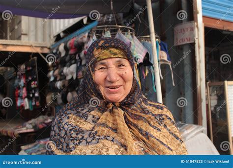 Old Kyrgyz Woman in Traditional Dress, Kyrgyzstan Editorial Stock Photo ...