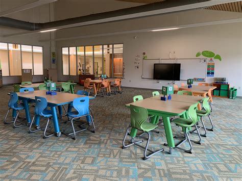 Elementary School Library 的图像结果