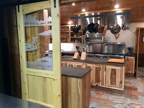 BITTERROOT RIVER LODGE (Hamilton) - Lodge Reviews & Photos - Tripadvisor