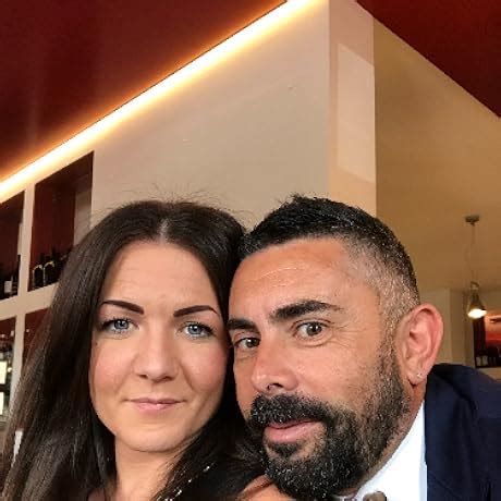 Buy An Introduction to Quantum Physics FRENCH Book Online at Low Prices ...