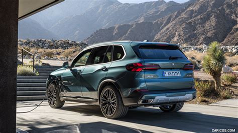 BMW X5 xDrive50e | 2024MY Plug-In Hybrid | Rear Three-Quarter