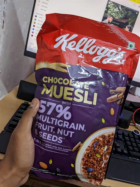 New Kellogg's Chocolate Muesli 57% Multigrain, Fruit, Nut & Seeds 450g ...