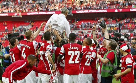 Arsenal Transfer News: Wenger Signs Young Midfielder From Barcelona ...