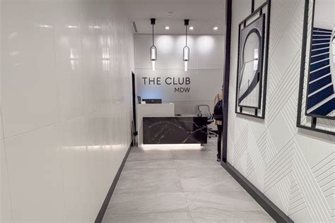 The Club MDW: Inside the first lounge at Chicago's Midway International ...