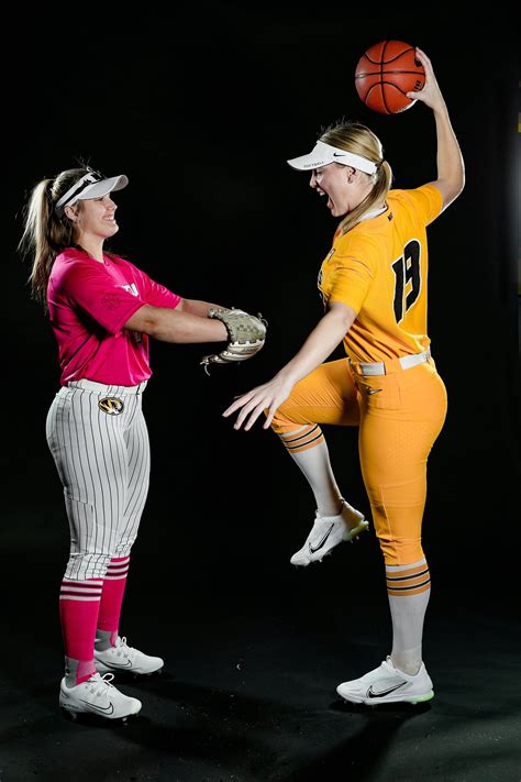46 Media Day ideas in 2025 | softball media day poses, softball ...
