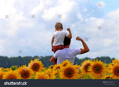 930 Thriving Families Images, Stock Photos & Vectors | Shutterstock