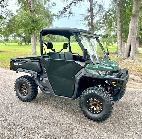 2022 Can Am Defender HD9