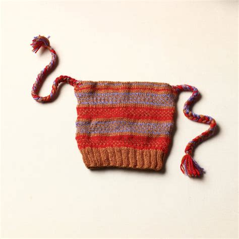 Buy Handmade Woolen Caps for Women Online | iTokri