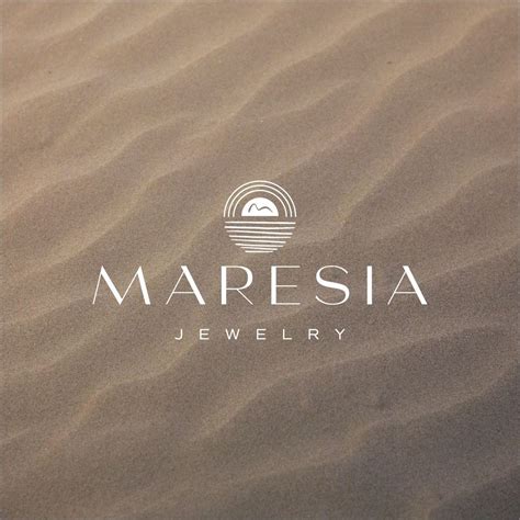 Elegant Maresia Logo Design - By Kate Male | Conception de logo, Plage logo, Conception de marque