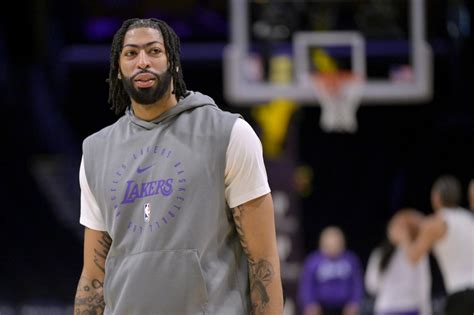 Anthony Davis Breaks Silence on Stunning Lakers-Mavericks Trade ...