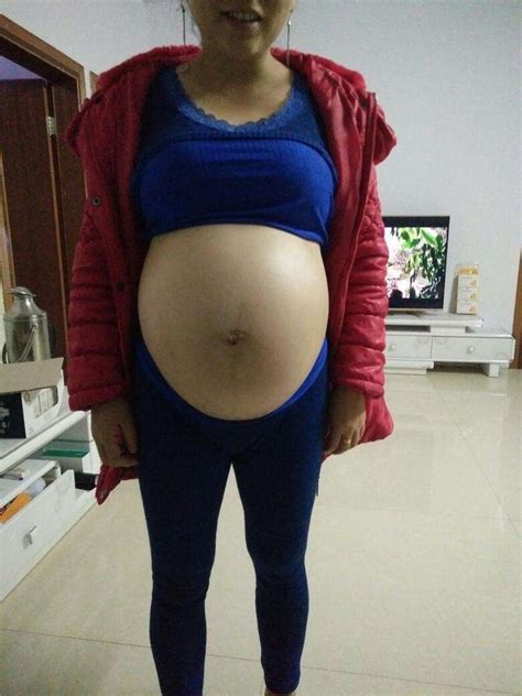 超级孕妇至少怀了5胞胎（图）_新闻中心_新浪网
