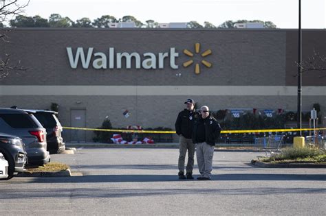 Walmart asks for dismissal of workers’ suit over deadly mass shooting in Chesapeake - WTOP News