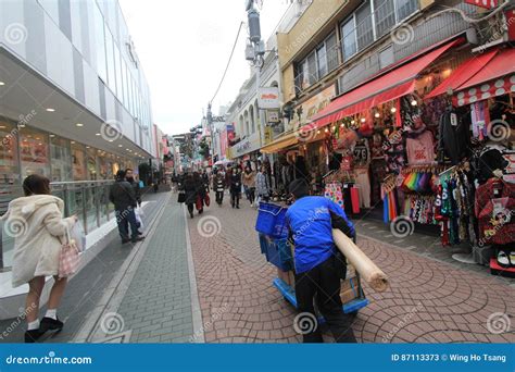 Town Marketplace 的图像结果