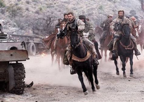 克里斯·海姆斯沃斯新片《骑兵团》发布首款预告_预告片&特辑_电影界