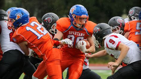 Edison varsity football team making move to eight-man football