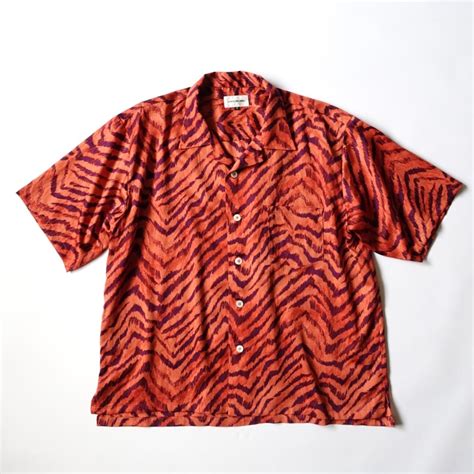 OPEN COLLAR SHIRTS - orange zebra | A PUZZLING HOME