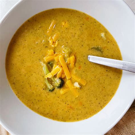 Healthy Broccoli Cheddar Soup (No Flour No Cream) - The Hint of Rosemary
