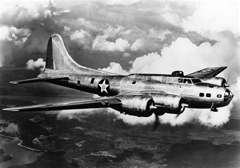 The US Army Air Forces Accidentally Dropped Bombs on Boise City ...
