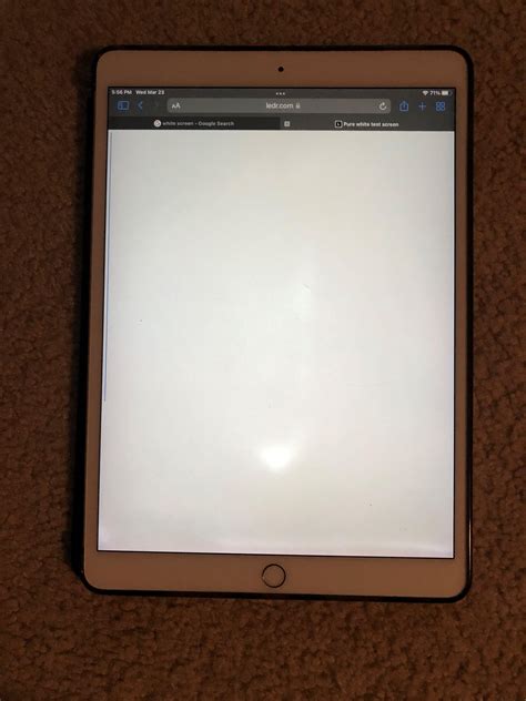 Bright spot on iPad Pro 10.5 screen | Page 66 | MacRumors Forums