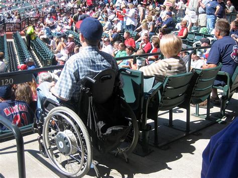 2823237328_7ce5a17af2_z.jpg?zz=1