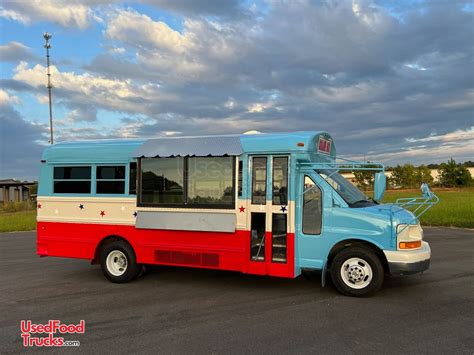 Freshly Painted 2005 Chevrolet Ice Cream Truck Bus w/ Front & Rear PA ...