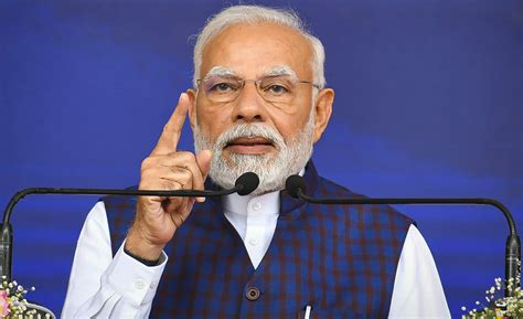 PM Modi Maharashtra Visit Live Updates Nagpur Metro Vande Bharat Train ...