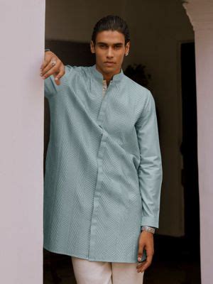 Buy Andamen Men Short Length Pleats-Tucks Kurta (S) Online