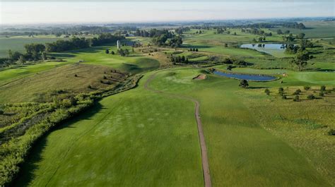 Albion Ridges Golf Club - Championship Golf Course in Annandale Minnesota