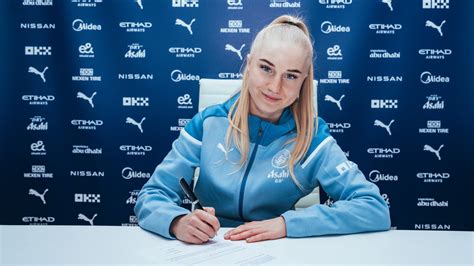 Gallery: Blindkilde Brown signs for City!