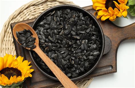 Do Sunflower Seeds Go Bad? Shelf Life and Storage Tips - US Sweeteners