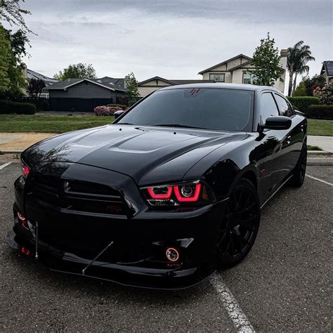 Pin by Dutch on Cars | Dodge charger rt, Black dodge charger, Charger srt8