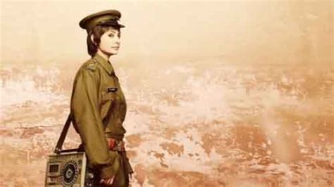 Fourth 'PK' motion poster out! Like Aamir Khan, Anushka Sharma wears ...