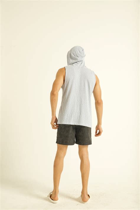 dash and dot - Blue stripe hood tank