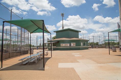 Harold Patterson Sports Center | City of Arlington, TX