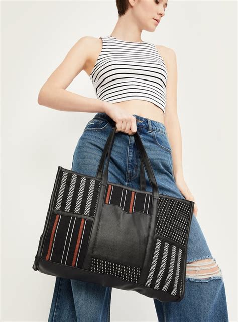 Buy Women Jacquard Tote Bag Online at just Rs. 899.0 - 1000013683302 ...