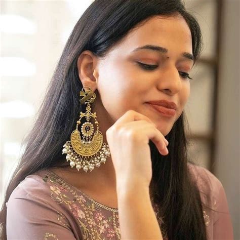 Premium Chaandbali Earrings | Bling Bag