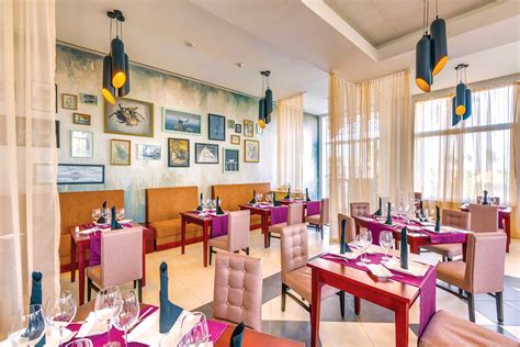 Restaurants - Royalton Cayo Santa Maria