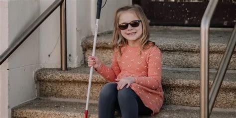 6-year-old girl losing eyesight to rare genetic disorder