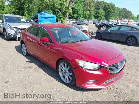 Report JM1GL1V50H1130365 MAZDA MAZDA6 2017 Red Gasoline - price and damage history