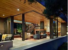 Waterfront House Design by Waterfront View Home On Narrow Lot Maintains Privacy Waterfront House Design
