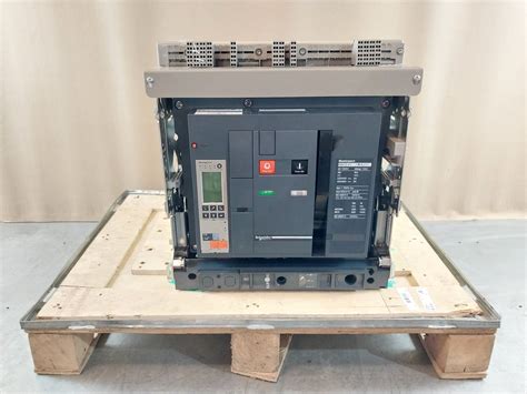 SCHNEIDER ELECTRIC NW10 H1 MASTERPACT CIRCUIT BREAKER 1000A 3 POLE ...