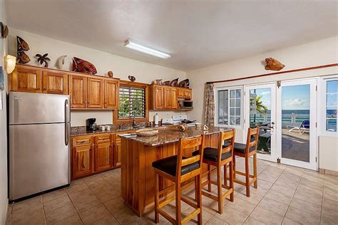 BEACH HOUSE CONDOS, NEGRIL - Hotel Reviews, Photos, Rate Comparison ...