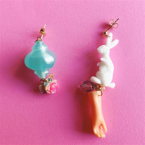 Sui to nika + アニマルうさぎピアス | dou dou