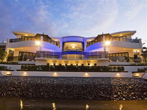 modern mansion australia