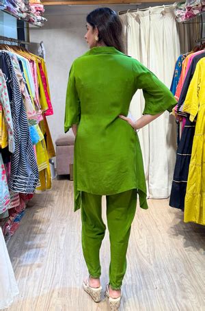 Indo-Western - Page 4 - Ishnya