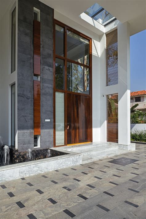 Hyderabad: This joint family home has a separate floor for each family ...