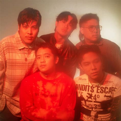 track site:https://www.facebook.com/ 的图像结果