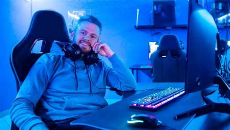 I Want To Be A Streamer, But What Type Is Best?