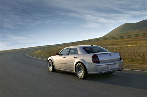 CHRYSLER 300C SRT8 Specs, Performance & Photos - 2005, 2006, 2007, 2008, 2009, 2010 - autoevolution