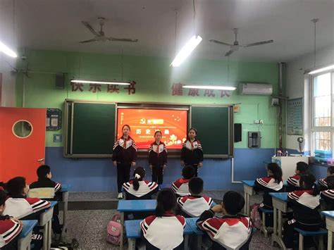 澳洲小学生带家人来南京 跟班学习一周（视频）